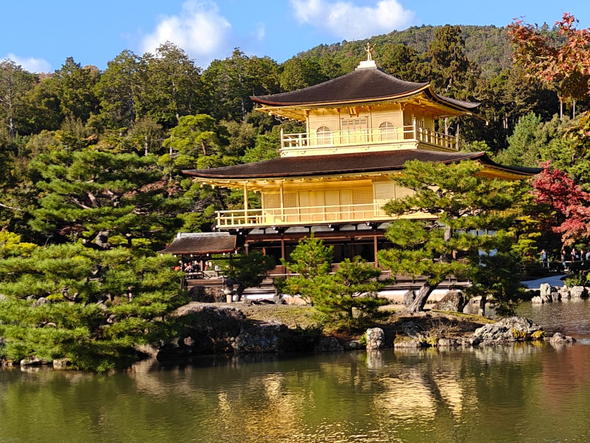 Kyoto’s beautiful temples….Kinkaku-ji and&nbsp;Fushimi-Inari